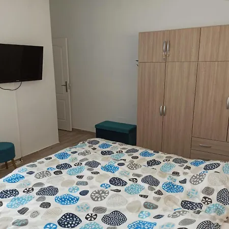 Lägenhet Golfsur-jacuzzi-privateparking-2bath-4bedroom-4tv-netflx-fastwifi