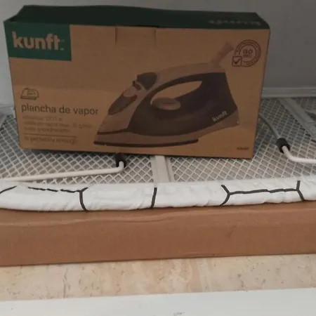 Golfsur-jacuzzi-privateparking-2bath-4bedroom-4tv-netflx-fastwifi Apartment