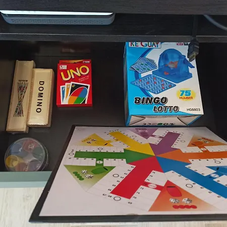 Golfsur-jacuzzi-privateparking-2bath-4bedroom-4tv-netflx-fastwifi 公寓 圣米格尔德阿沃纳