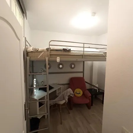 Golfsur-jacuzzi-privateparking-2bath-4bedroom-4tv-netflx-fastwifi San Miguel de Abona