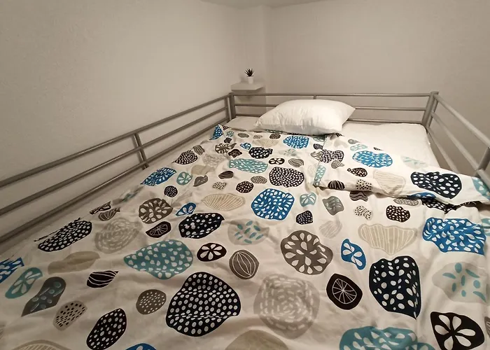 Apartament Golfsur-jacuzzi-privateparking-2bath-4bedroom-4tv-netflx-fastwifi *